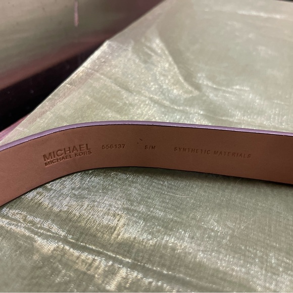 Michael Kors Jet Set Center Stripe Fanny Pack - Picture 2 of 7